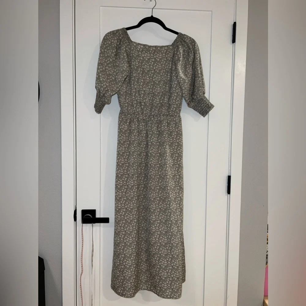 Lulus Lush Times With You Sage Green Floral Puff Sleeve Midi Dress Womens Sz XS - Picture 8 of 10